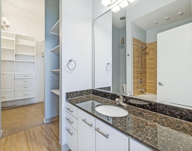3025 Bryan Street - Photo Thumbnail 21