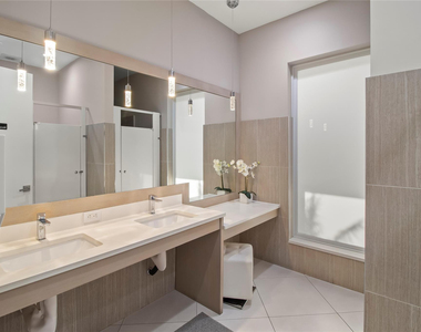 333 Ne 21st Avenue - Photo Thumbnail 30