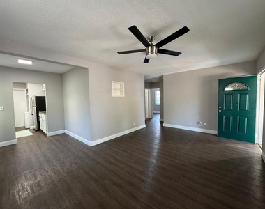 1408 Nw 1st Avenue - Photo Thumbnail 2
