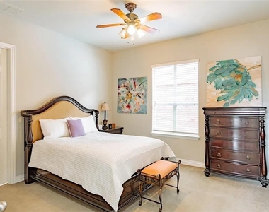 3265 Heatherbrook - Photo Thumbnail 4