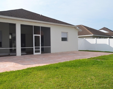 880 Nw Waterlily Place - Photo Thumbnail 14