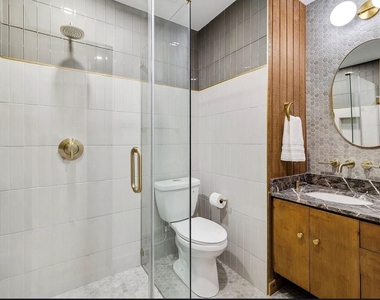 7158 Joyce Way - Photo Thumbnail 20