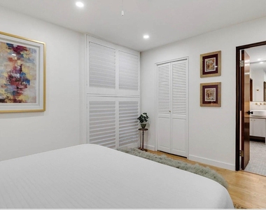 7158 Joyce Way - Photo Thumbnail 17