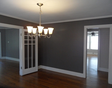 1523 Hollywood Avenue - Photo Thumbnail 8