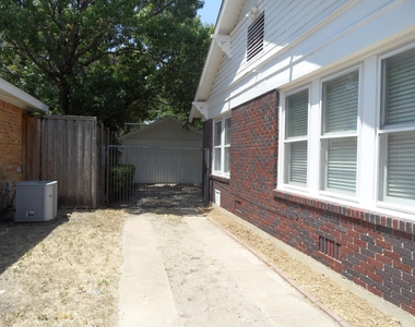 1523 Hollywood Avenue - Photo Thumbnail 27