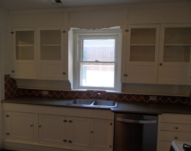1523 Hollywood Avenue - Photo Thumbnail 11
