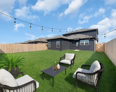 313 Woodlands Boulevard - Photo Thumbnail 13