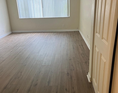 101 Se 6th Avenue - Photo Thumbnail 11