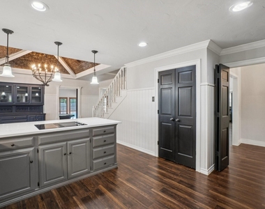 6701 Timothy Drive - Photo Thumbnail 21