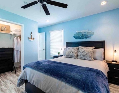 224 Pinoak Drive - Photo Thumbnail 12
