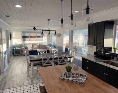 224 Pinoak Drive - Photo Thumbnail 5