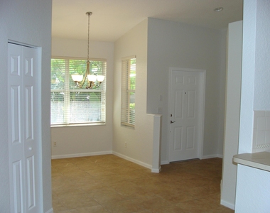 369 W Coral Trace Circle - Photo Thumbnail 3