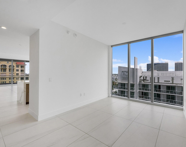 151 N Seabreeze Boulevard - Photo Thumbnail 20