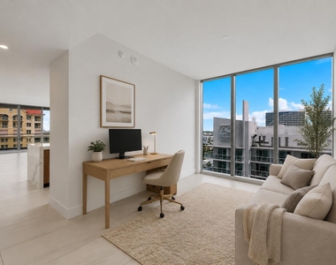 151 N Seabreeze Boulevard - Photo Thumbnail 7