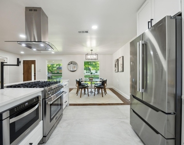 10228 San Juan Avenue - Photo Thumbnail 10