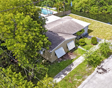 3002 Arthur Street - Photo Thumbnail 7