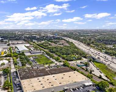3002 Arthur Street - Photo Thumbnail 10