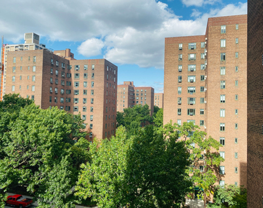 East 14th Street - Photo Thumbnail 11
