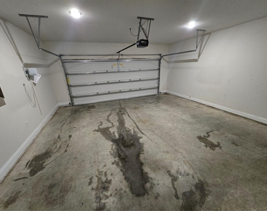 1805 Acosta Drive - Photo Thumbnail 26