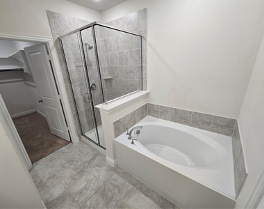 1805 Acosta Drive - Photo Thumbnail 10