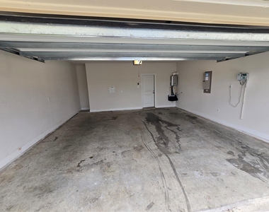 1805 Acosta Drive - Photo Thumbnail 27