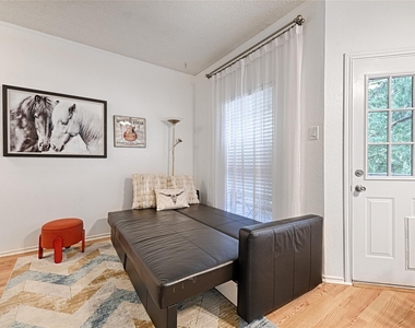1700 Amelia Court - Photo Thumbnail 20