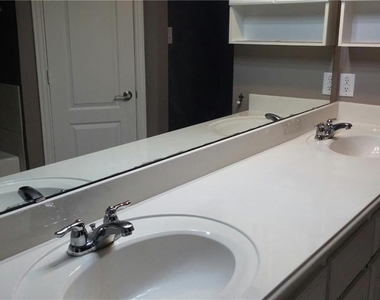 7701 Val Verde Drive - Photo Thumbnail 12
