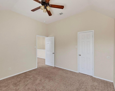 9906 Gessner Drive - Photo Thumbnail 15