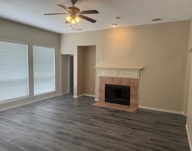 9200 Fairwood Court - Photo Thumbnail 9