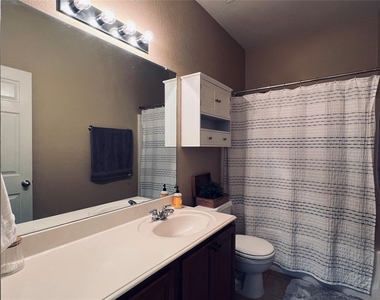 4405 Willow Wood Road - Photo Thumbnail 18