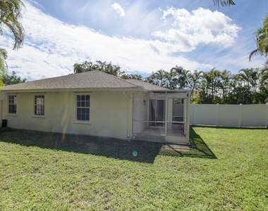 2177 Se 1st Street - Photo Thumbnail 22