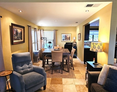 3926 White Oak Court - Photo Thumbnail 3