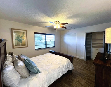 3402 Bimini Lane - Photo Thumbnail 13