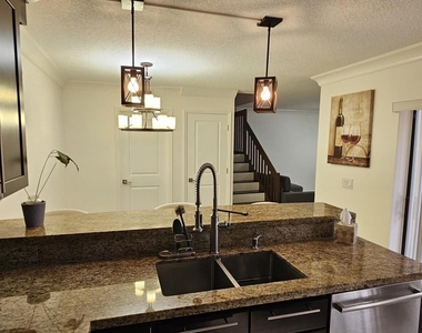 11865 Sw 11th Court - Photo Thumbnail 12