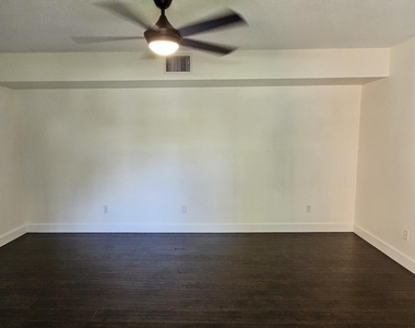 11865 Sw 11th Court - Photo Thumbnail 15