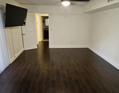 11865 Sw 11th Court - Photo Thumbnail 25