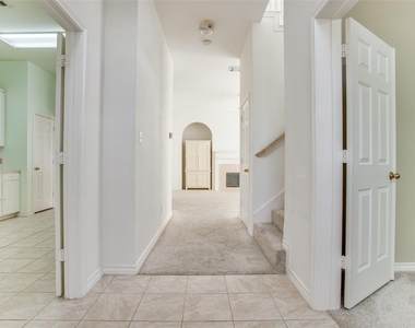 3021 Sawtooth Drive - Photo Thumbnail 3