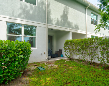576 Parsons Way - Photo Thumbnail 16