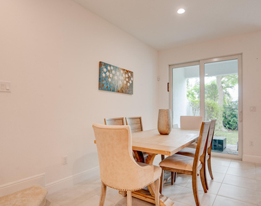 576 Parsons Way - Photo Thumbnail 3