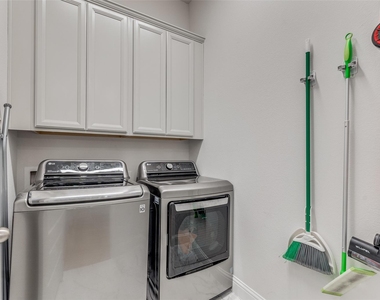 2837 Troutt Drive - Photo Thumbnail 21