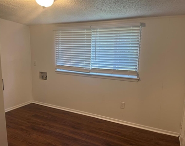 7218 Se 15th Street - Photo Thumbnail 18