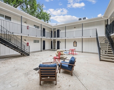 5018 San Jacinto Street - Photo Thumbnail 5