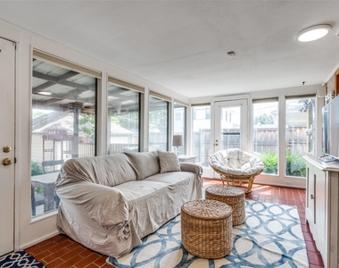 6933 Westlake Avenue - Photo Thumbnail 11