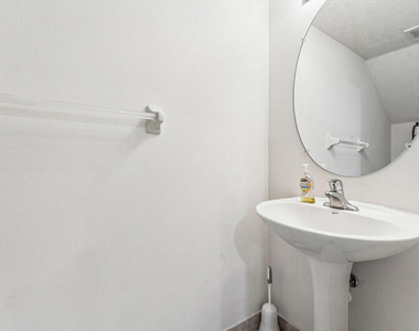 2764 Se Birmingham Drive - Photo Thumbnail 10