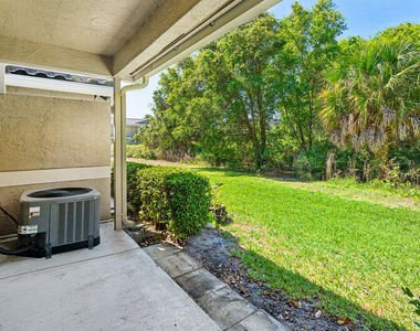 2764 Se Birmingham Drive - Photo Thumbnail 17