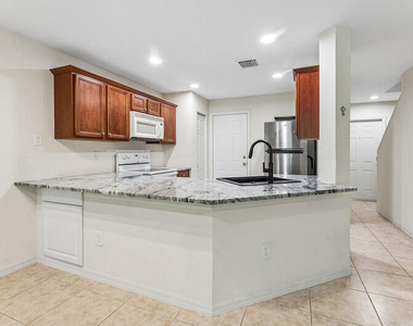 2764 Se Birmingham Drive - Photo Thumbnail 4