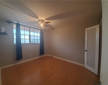 4500 N Federal Highway - Photo Thumbnail 10