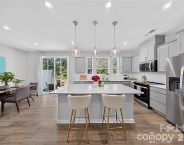 14938 Tamarack Drive - Photo Thumbnail 2