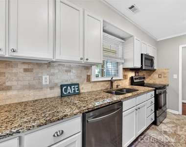 9131 Glisson Court - Photo Thumbnail 13
