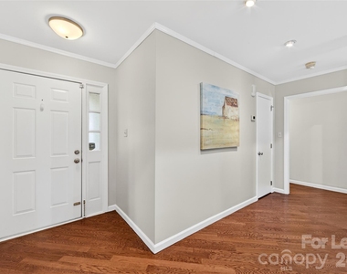 9131 Glisson Court - Photo Thumbnail 2